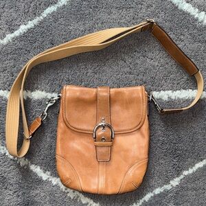Vintage Coach Tan Leather Crossbody Bag